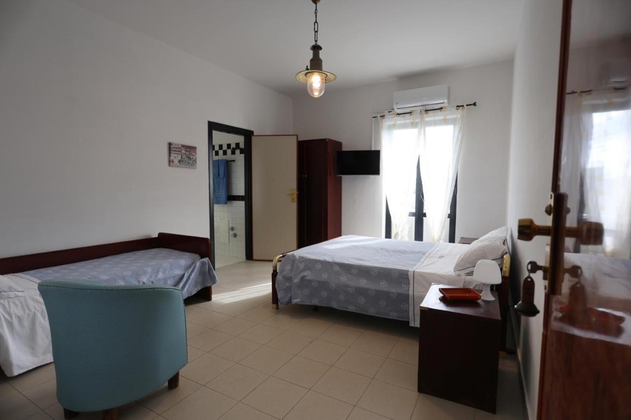 Hotel Barracuda Varcaturo Kültér fotó