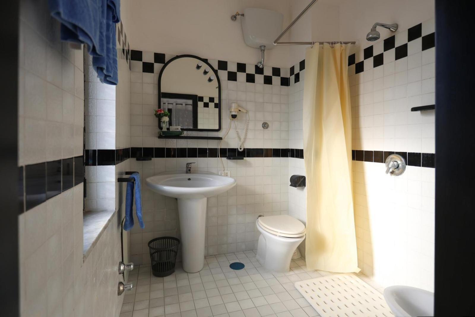 Hotel Barracuda Varcaturo Kültér fotó